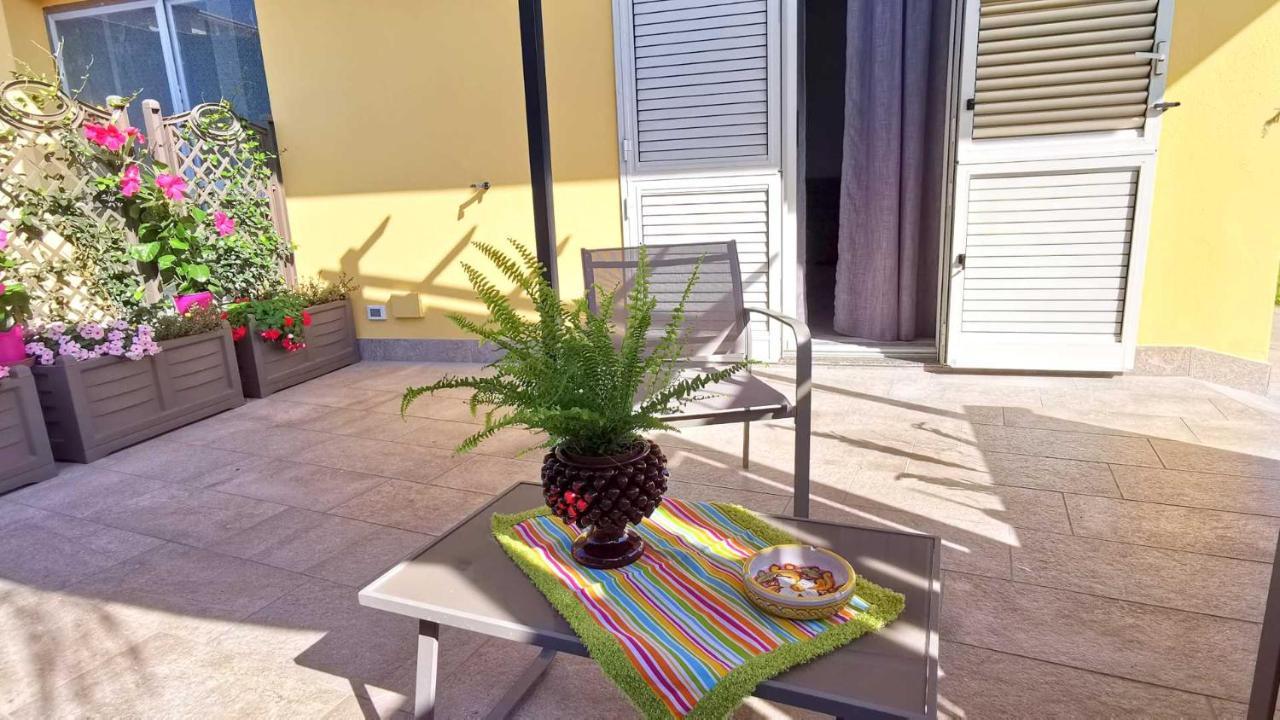 La Villa Trinacria Giardini Naxos Esterno foto